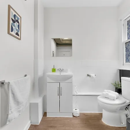 The House Apartment Bristol