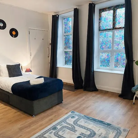 The House Apartment Bristol