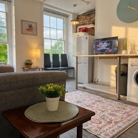 The House Apartment *